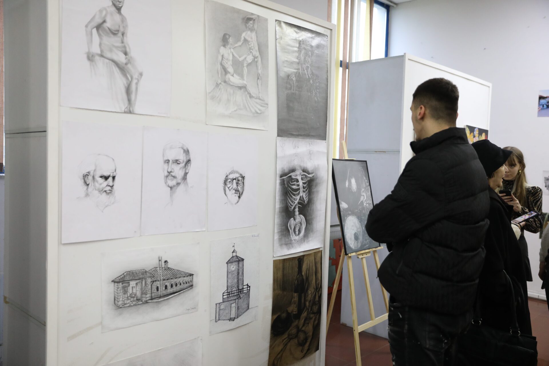 Student Collective Exhibition from Faculty of Arts at AAB College
