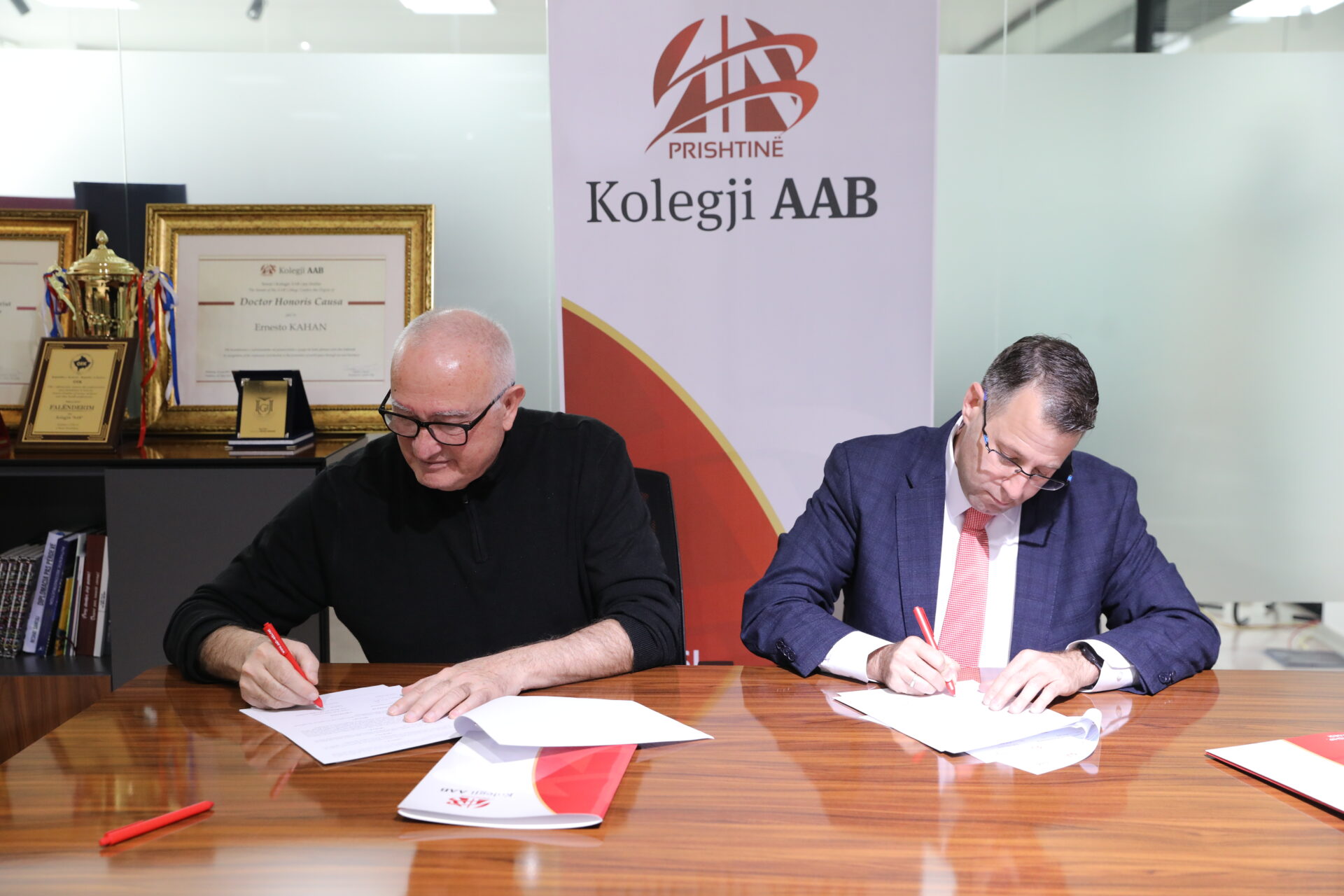 AAB College signs agreement with Gold N Links (Israel)