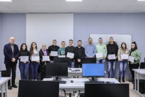Students who developed practical work at NDI (National Democratic Institute) are certified