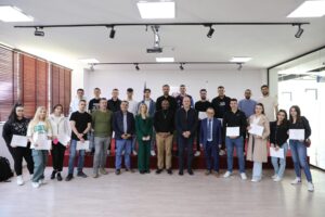 The two-week program of the American cyber expert at AAB College is concluded, the participating students are certified