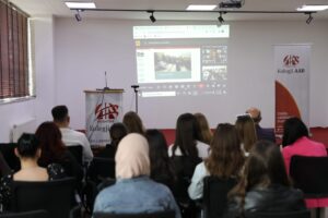 Professor Sanja Pesek from American University gives a lecture to the students of AAB College