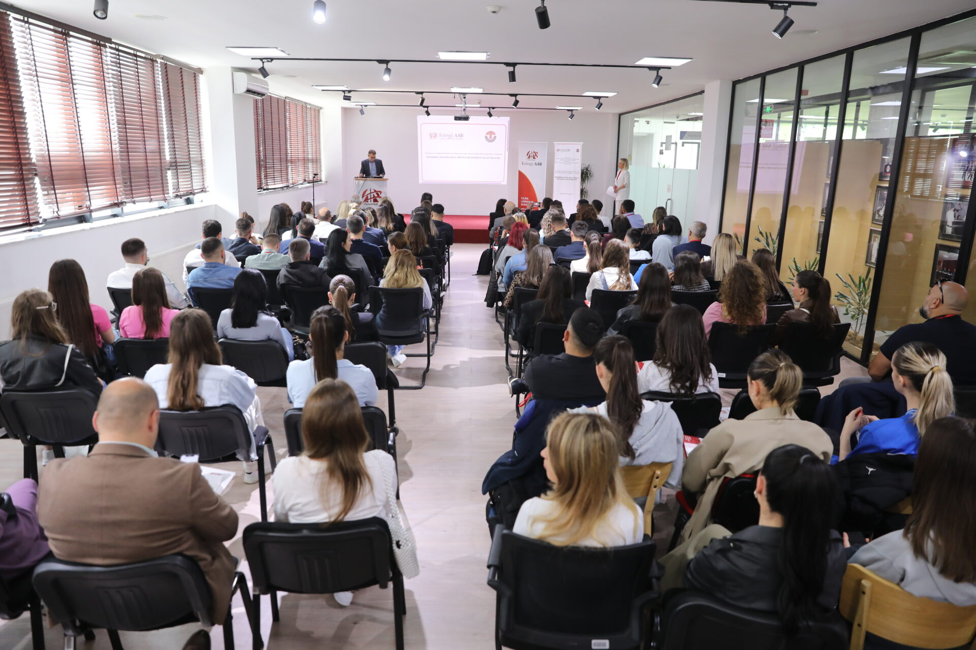 The Scientific Student Conference of the Faculty of Mass Communication and the Faculty of Public Administration opens