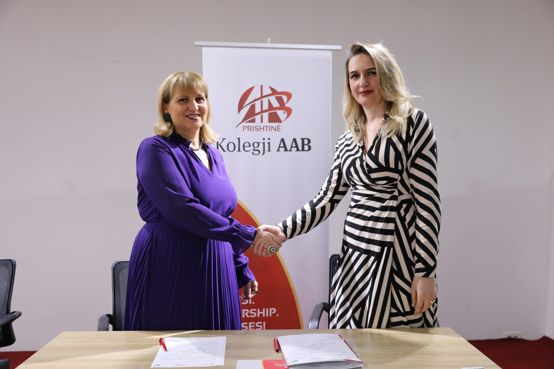 The Faculty of Social Sciences signed a cooperation agreement with the NGO CIPOF/Childproof