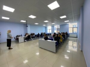 The director of the "Ri-Jeta" center holds a lecture for the students of the AAB College in Ferizaj