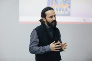 Professor Eugen Musta from Albania holds a lecture for master's level students of the Faculty of Economics