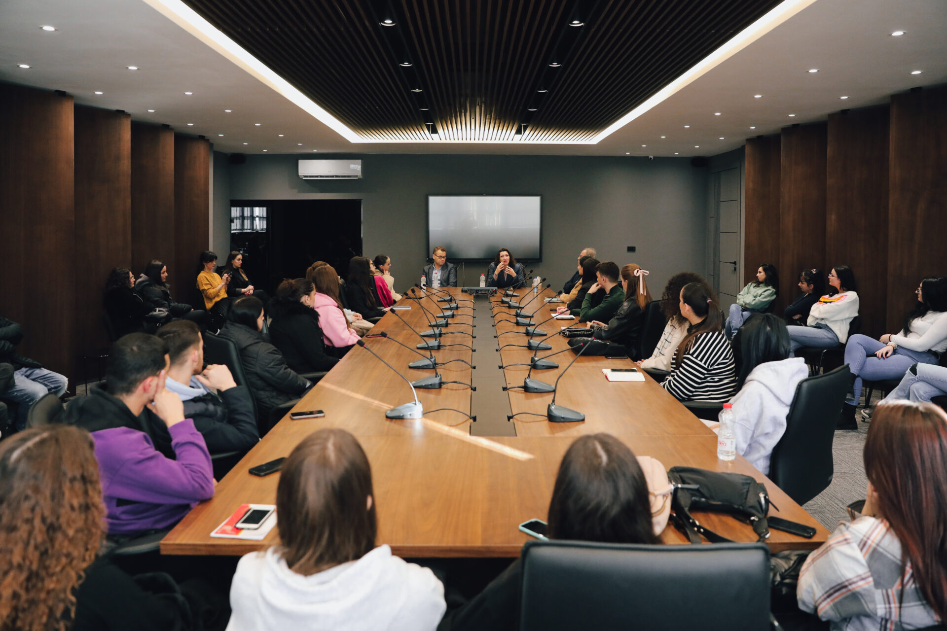 Investigative journalist Jeta Xharra conducts a conversation with the students of AAB College