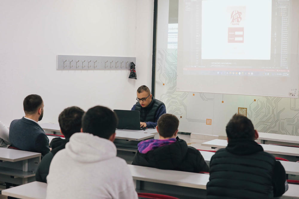 Student Endrit Shala successfully completes the professional internship at the Software Development Office at AAB College