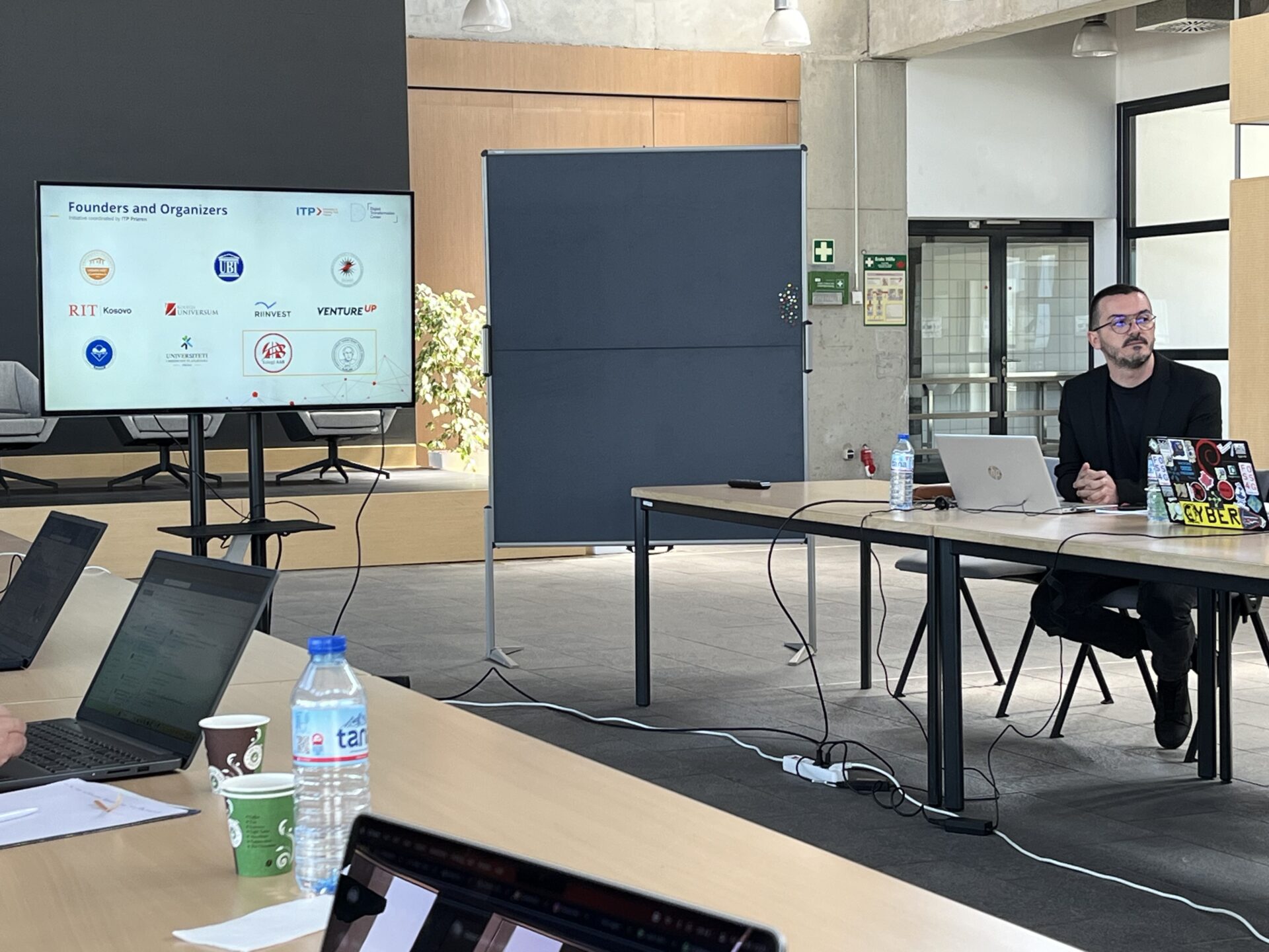 Professor Elida Hadro participates in the preparatory meeting for the "Digital Skills Festival" with AAB College as a partner