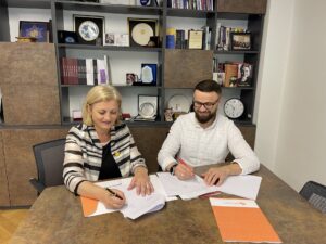 The Faculty of Psychology and the Kosovo Center for the Rehabilitation of Torture Survivors - KKRMT sign a cooperation agreement